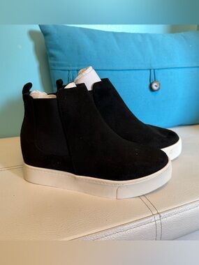 Soda Black Suede Slip-On Wedge Booties with White Platform